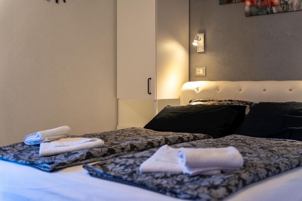 Apartments Miri 弗尔萨尔 外观 照片